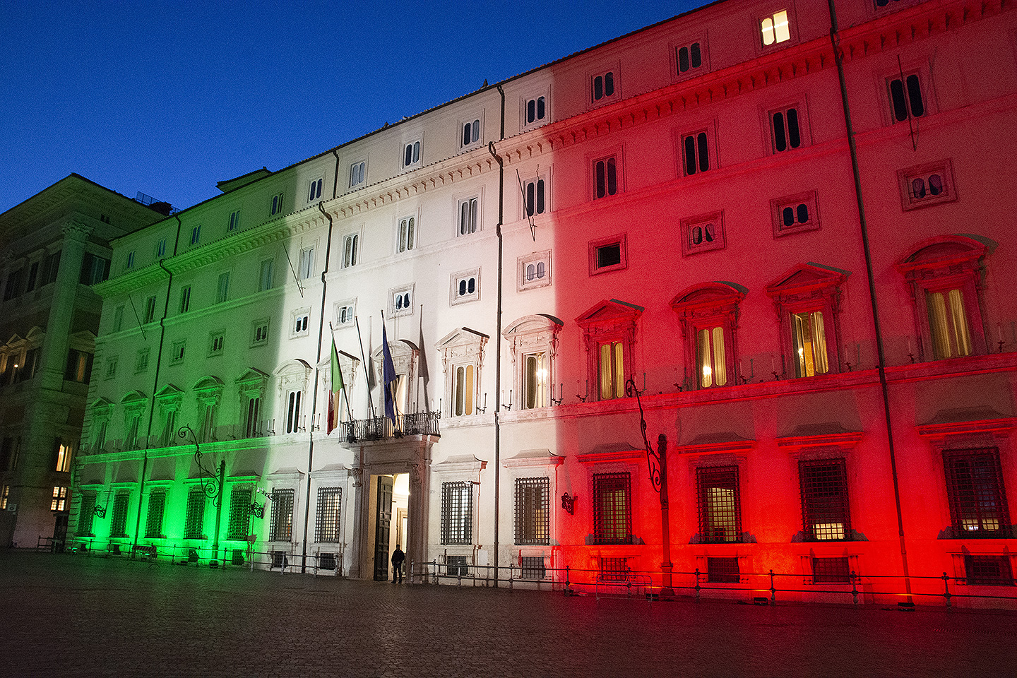 En 2021, pendant certains jours fériés à Rome, les monuments sont éclairés aux couleurs de l'Italie